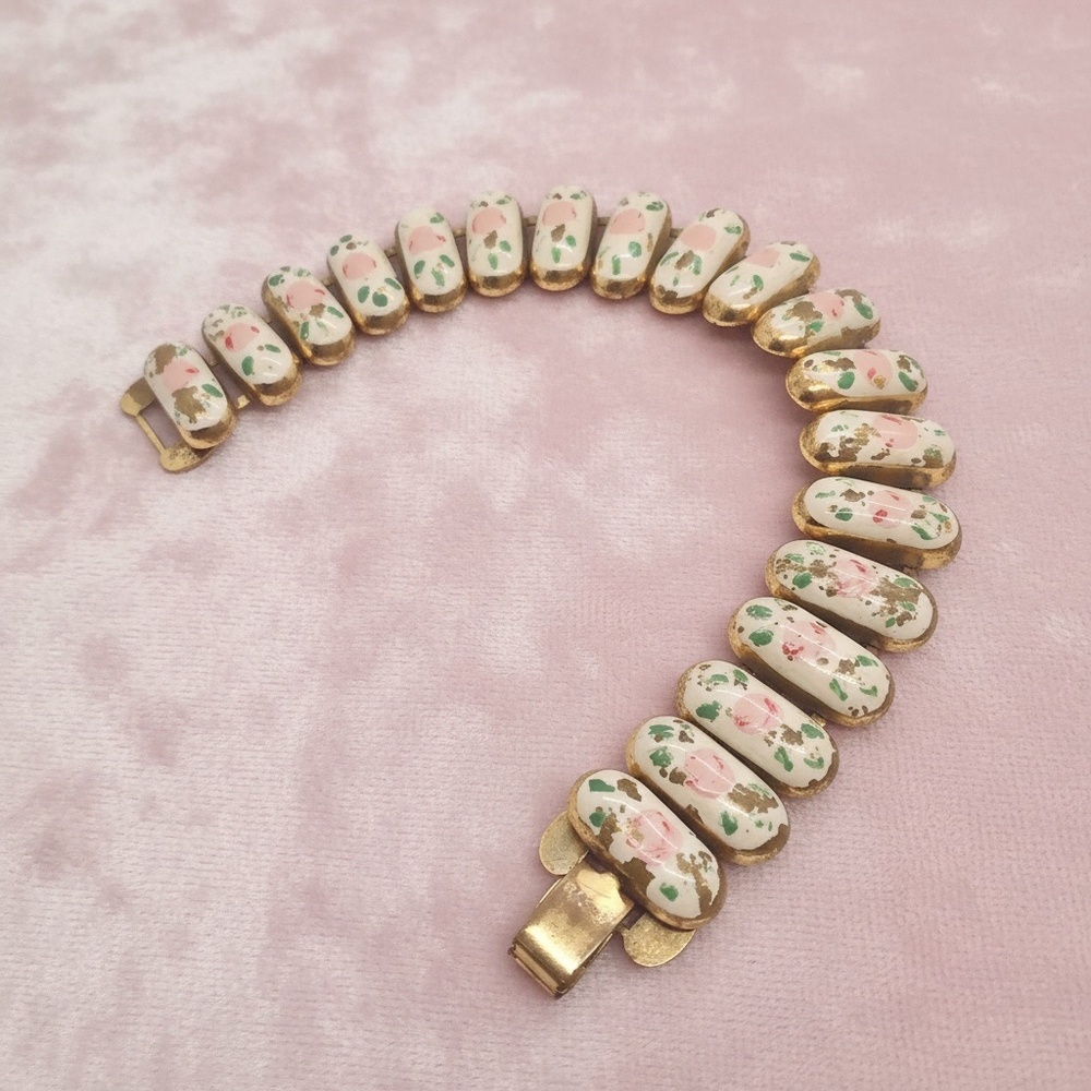 Vintage Hand Painted Floral Enamel Bracelet, Gold Tone Link Bracelet, Retro Pink